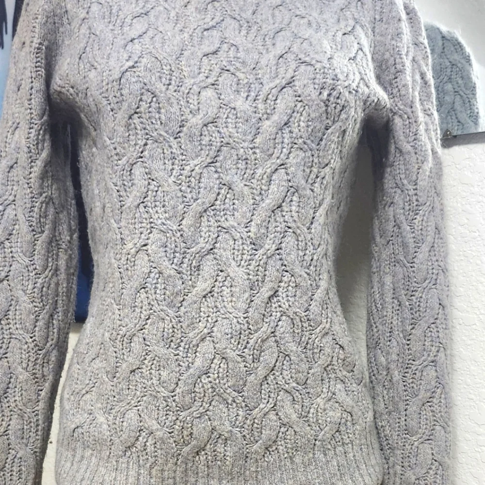White house black market sweater - Picture 1 of 9
